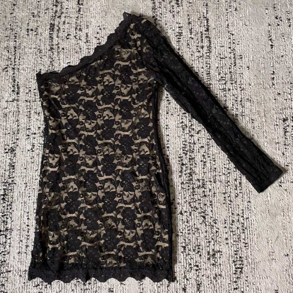 Agaci One Shoulder Lace Dress